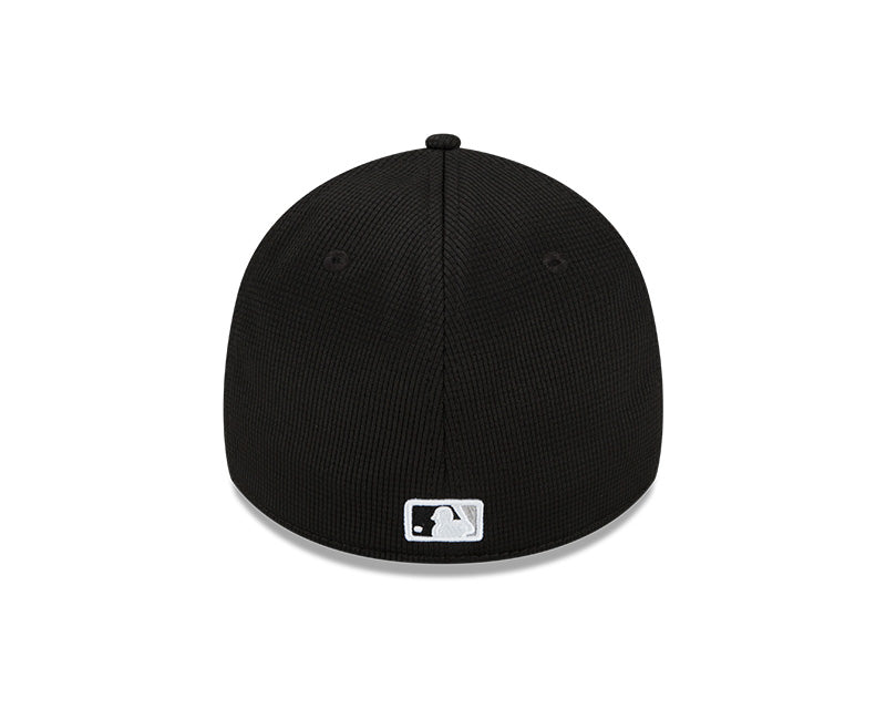 Men's Chicago White Sox New Era Black 2022 Clubhouse Black 39THIRTY Flex Hat Official Team Hat Sports Fan Cap Official MLB Team Hat Baseball Fan Cap